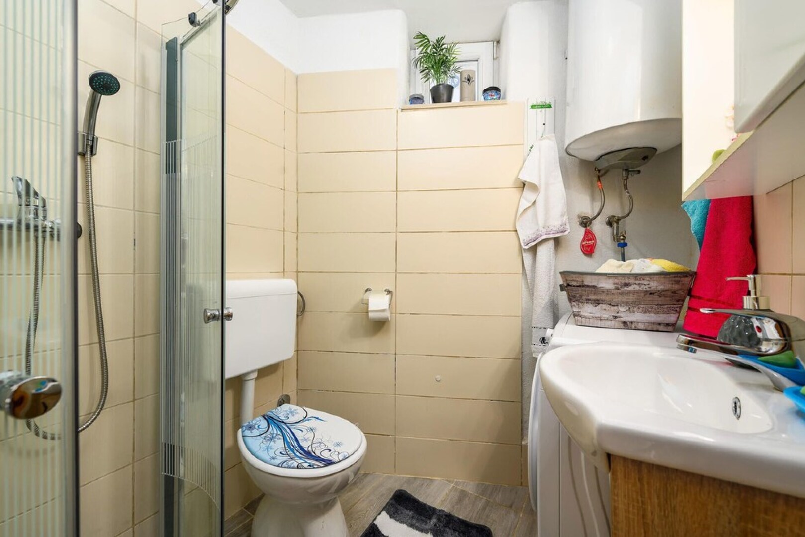 Awesome Home in Barat With Jacuzzi, Wifi and 1 Bedrooms