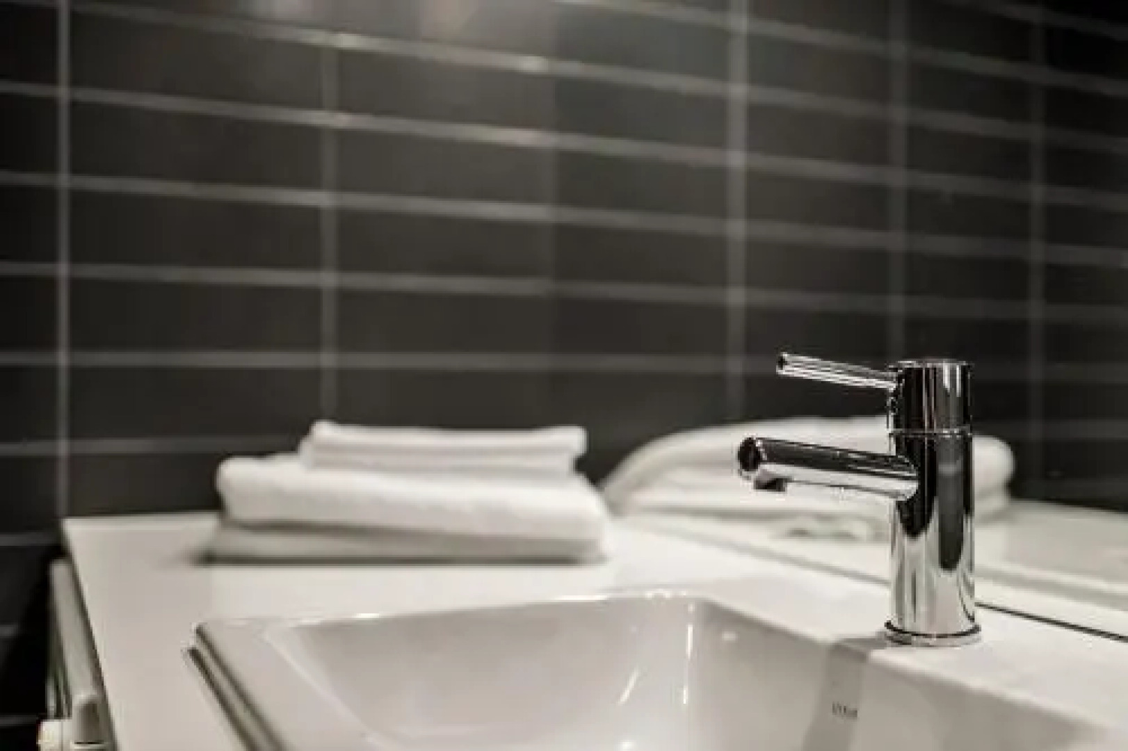 Wright Apartments - Barcode