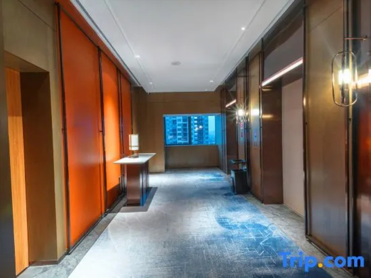 Xingguo Conrab hotel