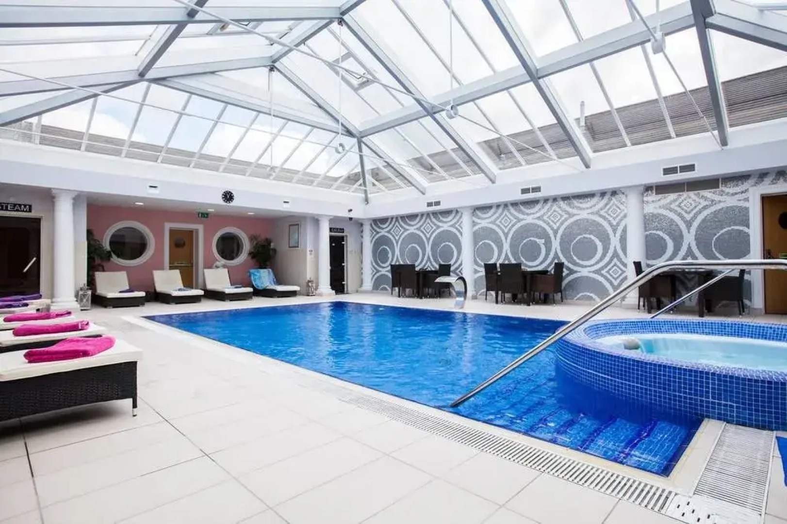 Dudsbury Golf Club - Hotel And Spa