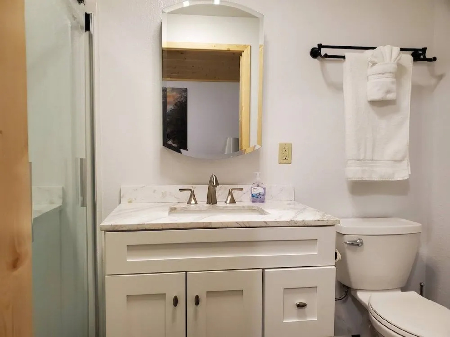 Delta Accommodations-Alaska Country Inn