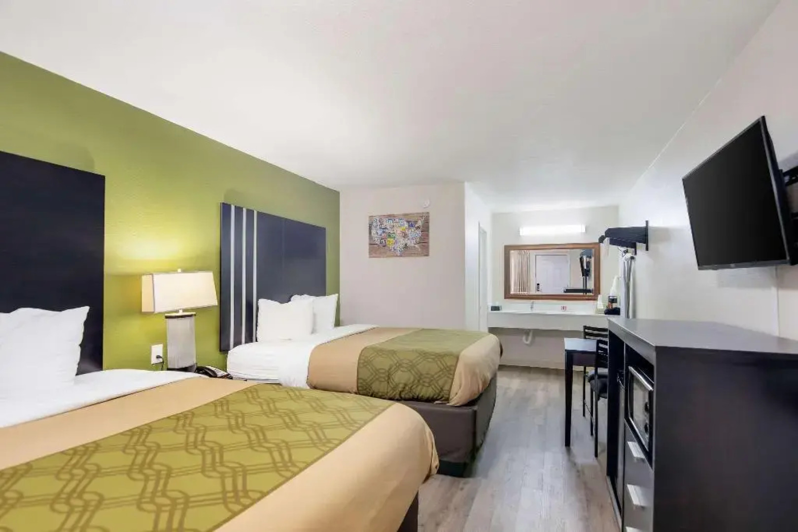 Super 8 by Wyndham Palestine TX