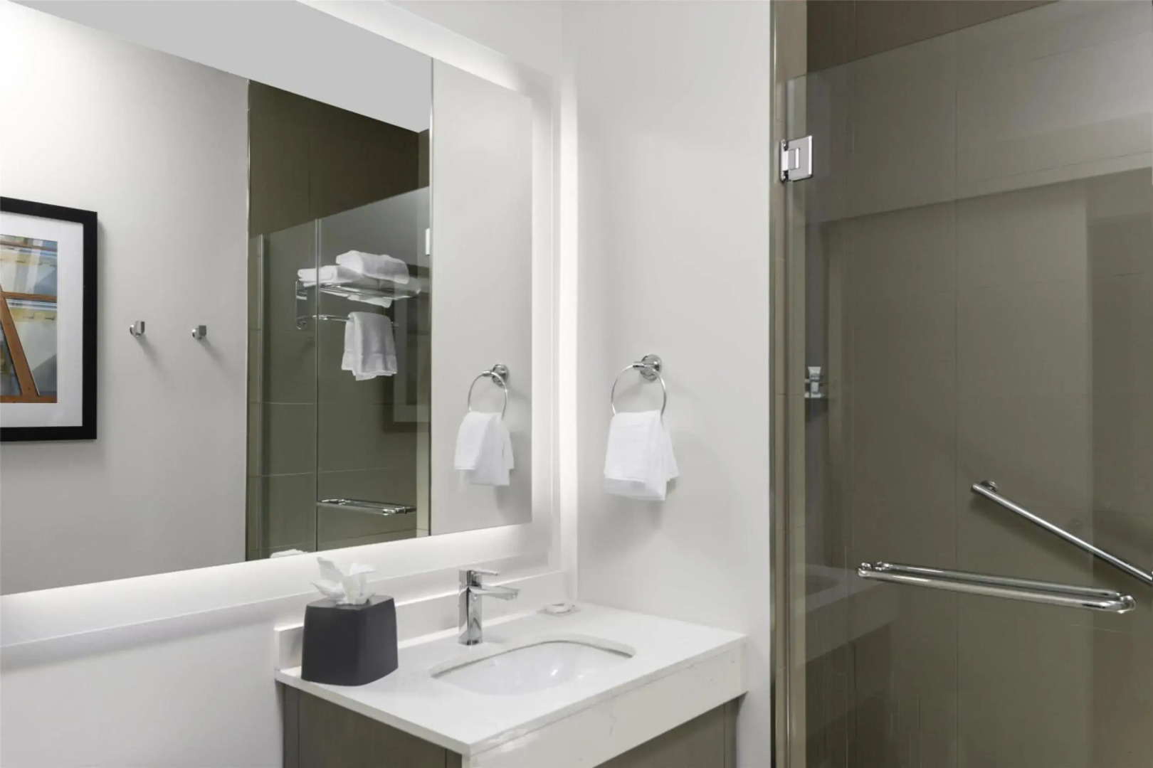 Hyatt House The Woodlands / Shenandoah