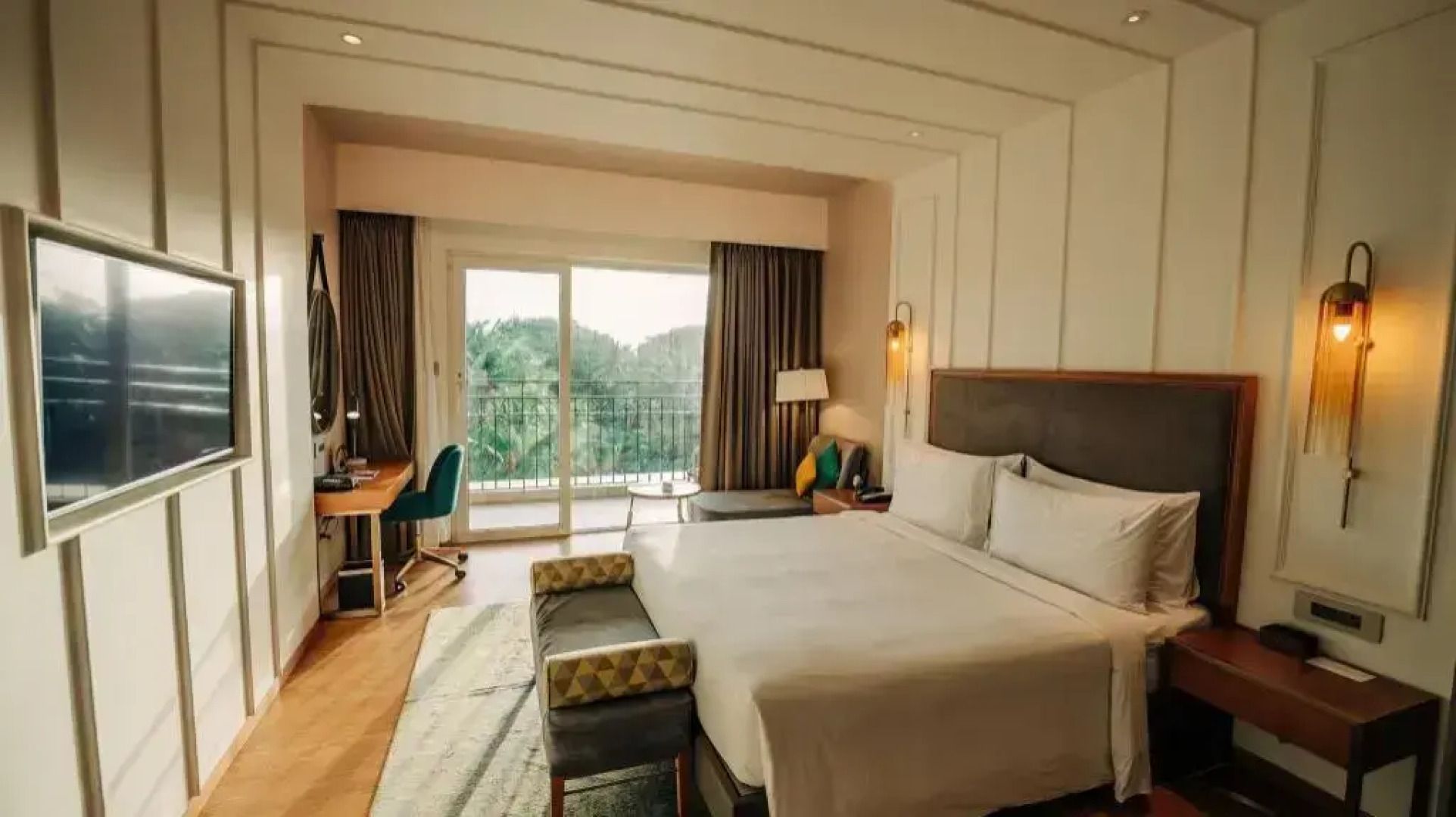 Holiday Inn Goa Candolim by IHG