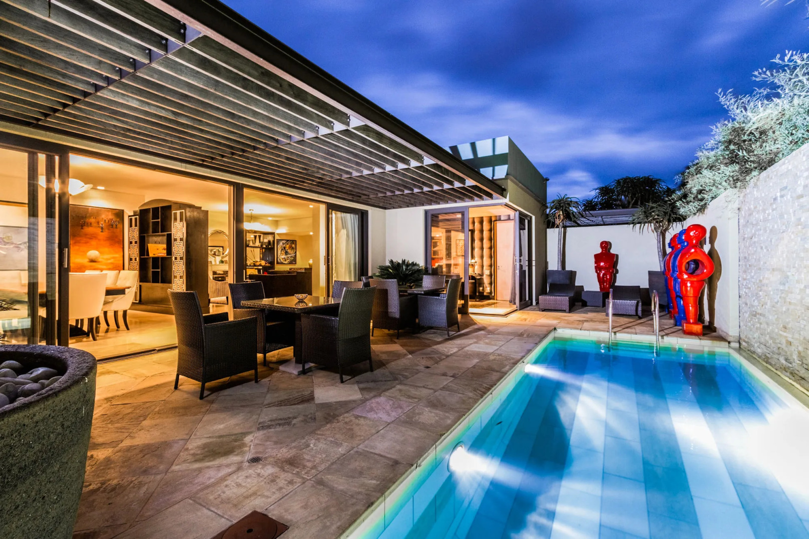 No5 Boutique Art Hotel by Mantis