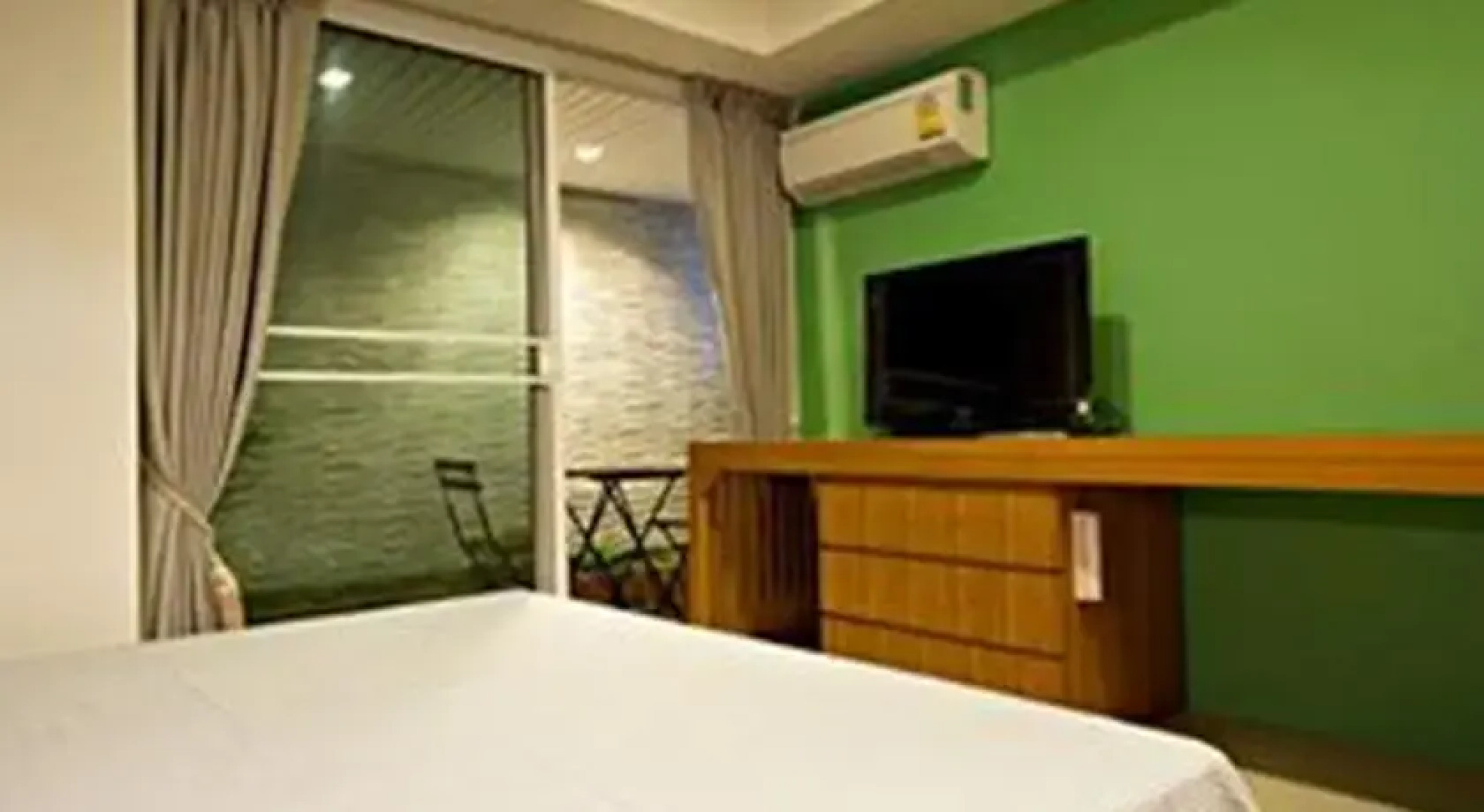 Bangpa-in Place Serviced Apartment