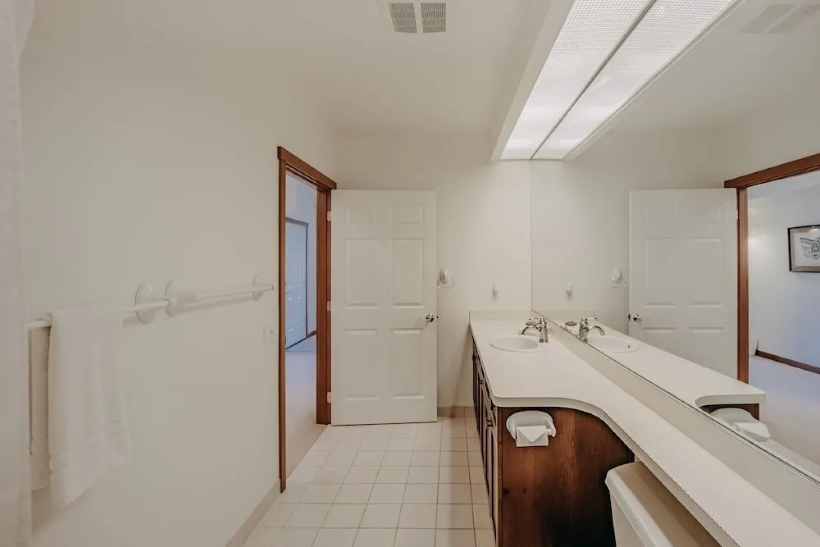 15mbh - Amazing Mountain Views - Hot Tub - Pets Ok 3 Bedroom Home by RedAwning