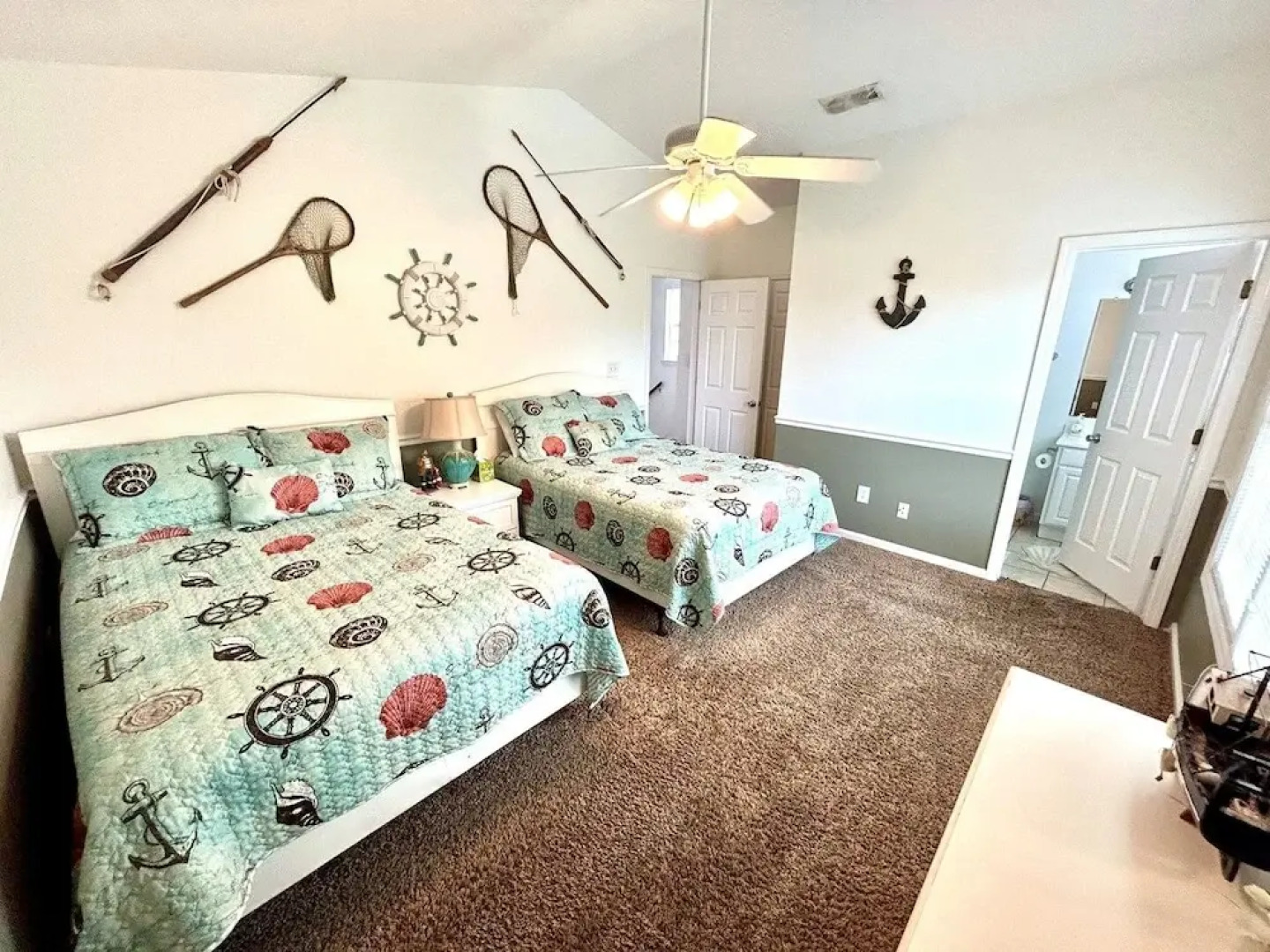 5 By The Sea 5 Bedroom Home by RedAwning