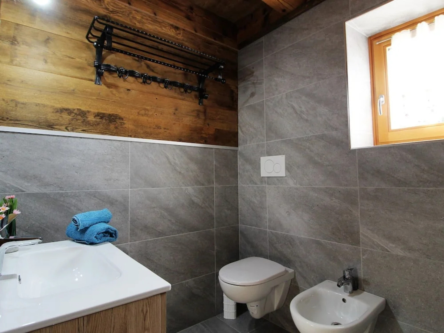 Belvilla by OYO Pleasant Holiday Home With Garden