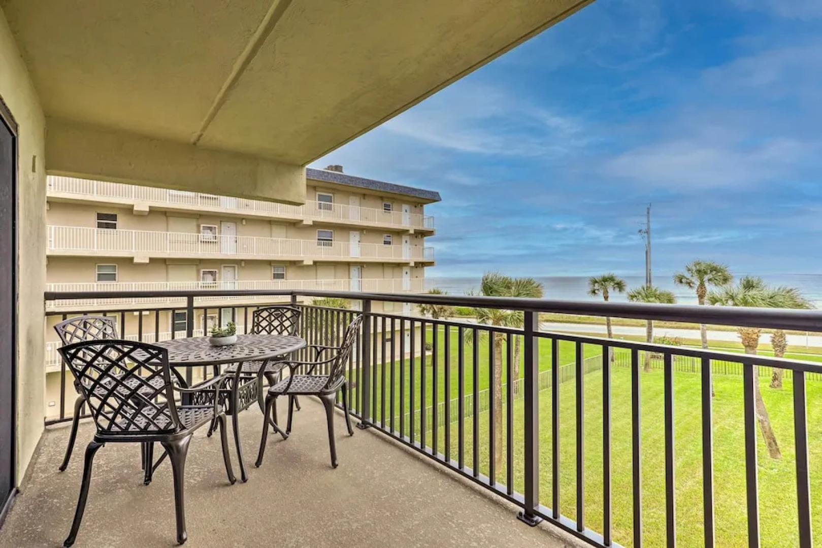 Charming Ormond Beach Condo w/ Ocean Views!