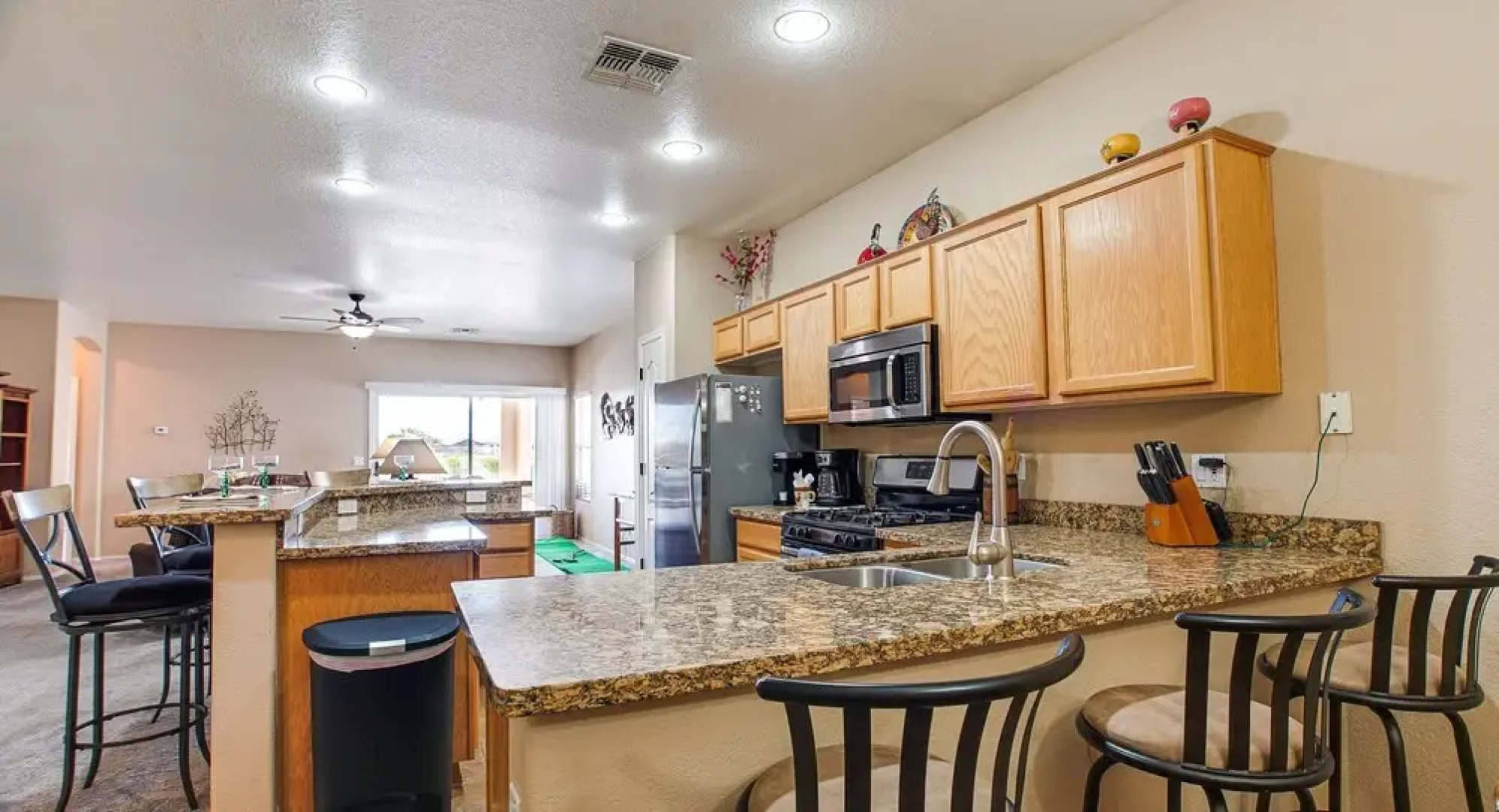 120th Avondale 3 Bedroom Home by RedAwning