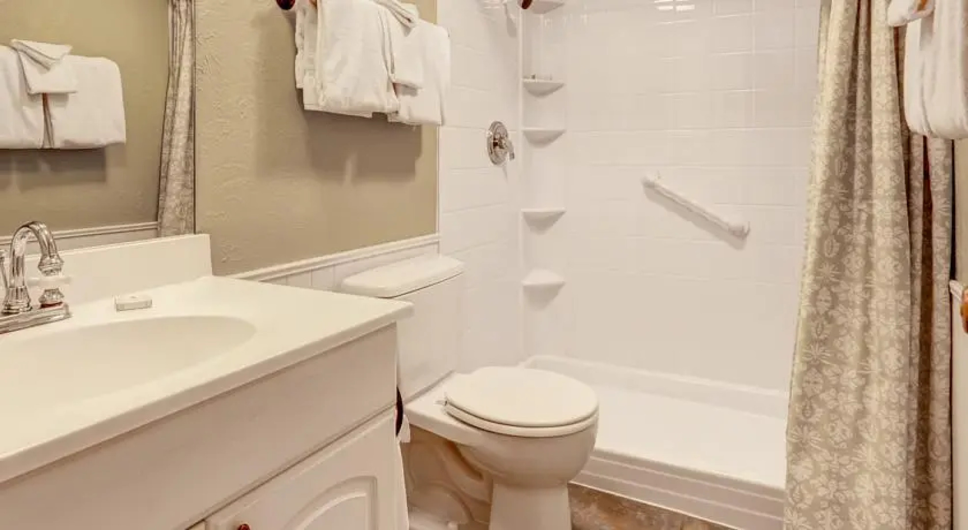 Sundowner T4 by Colorado Rocky Mountain Resorts