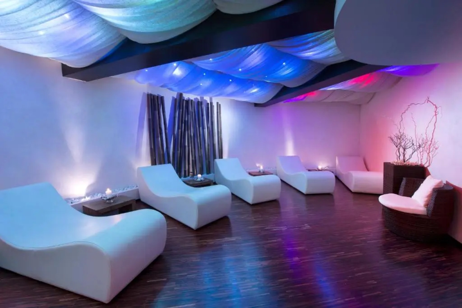 Sport Village Hotel & Spa