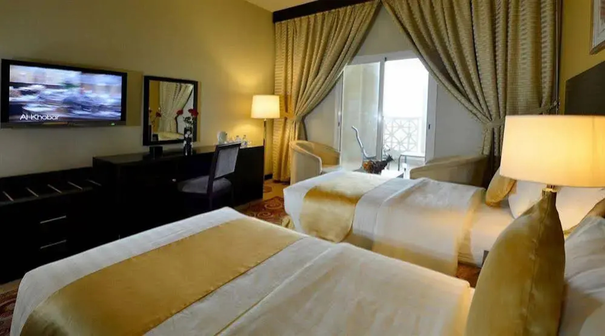 Boudl Half Moon Resort