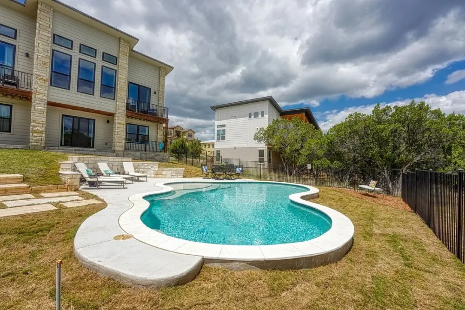 Luxury Lakeview Home W/pool-beach and Boat Access