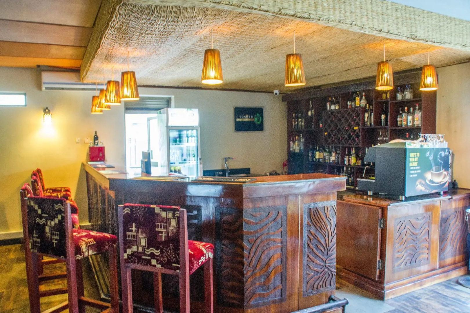 Igongo Country Hotel & Cultural Centre