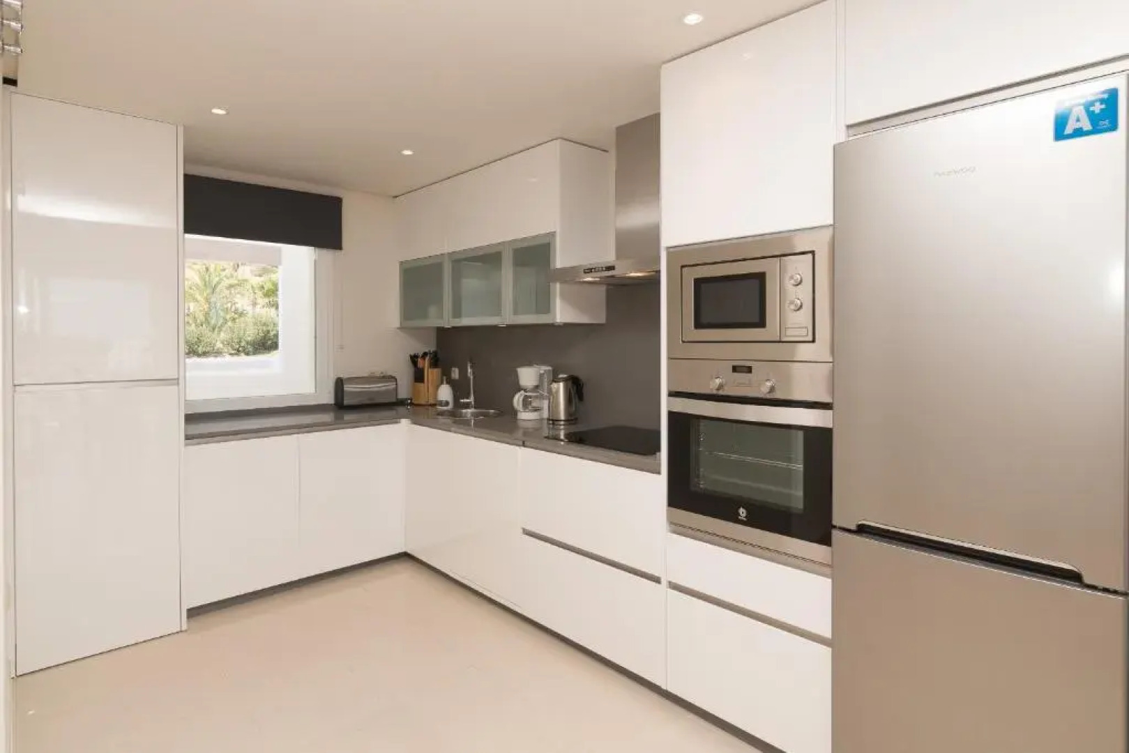 2214-Modern apt with private beach