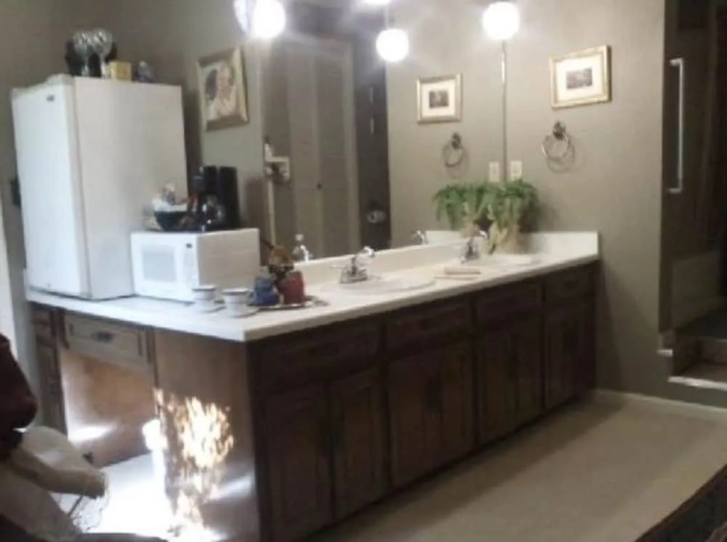 The Commodore Bed and Breakfast