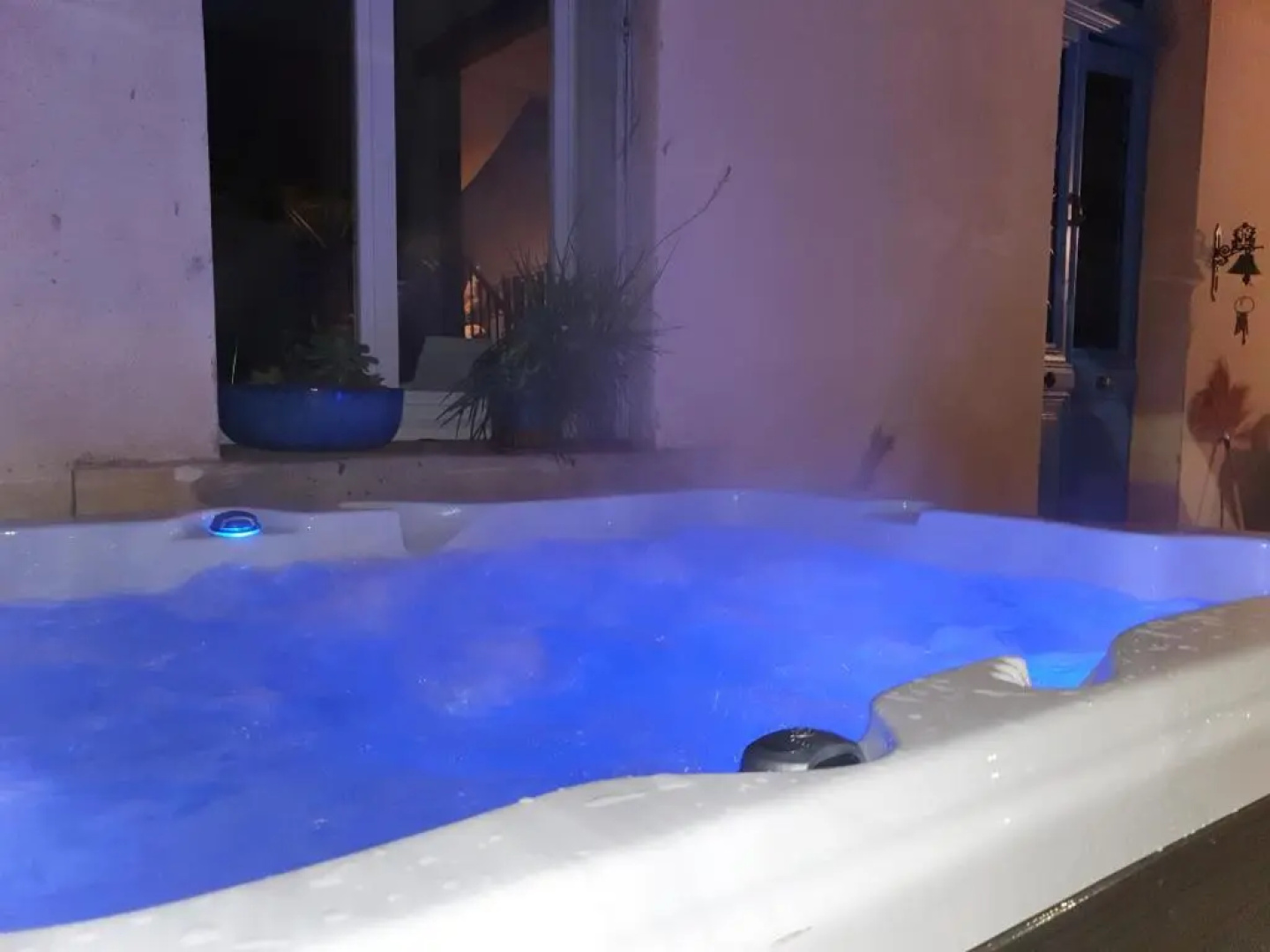Maison La Boheme Spa & Jacuzzi