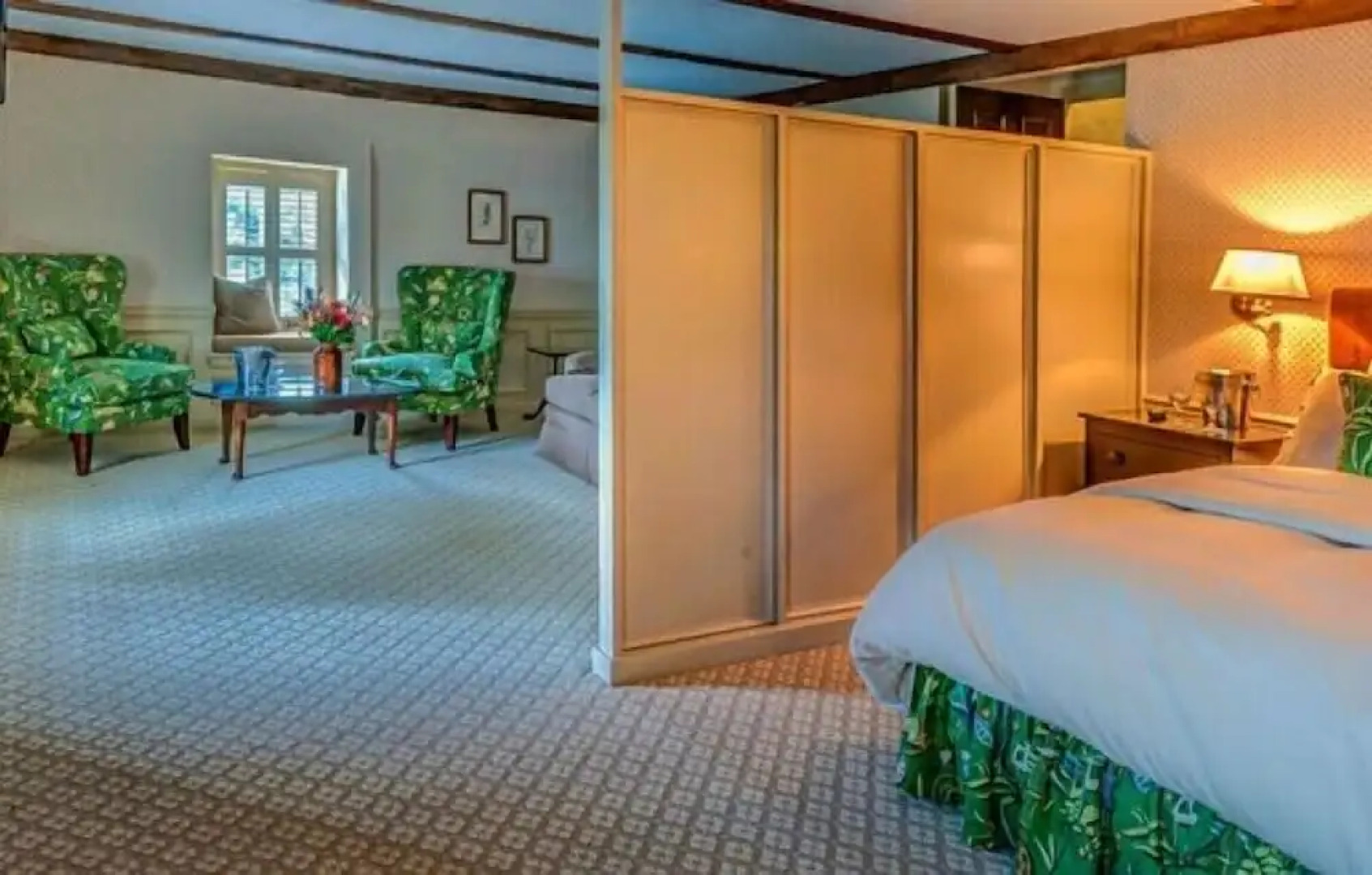 Golden Plough Inn At Peddlers Village