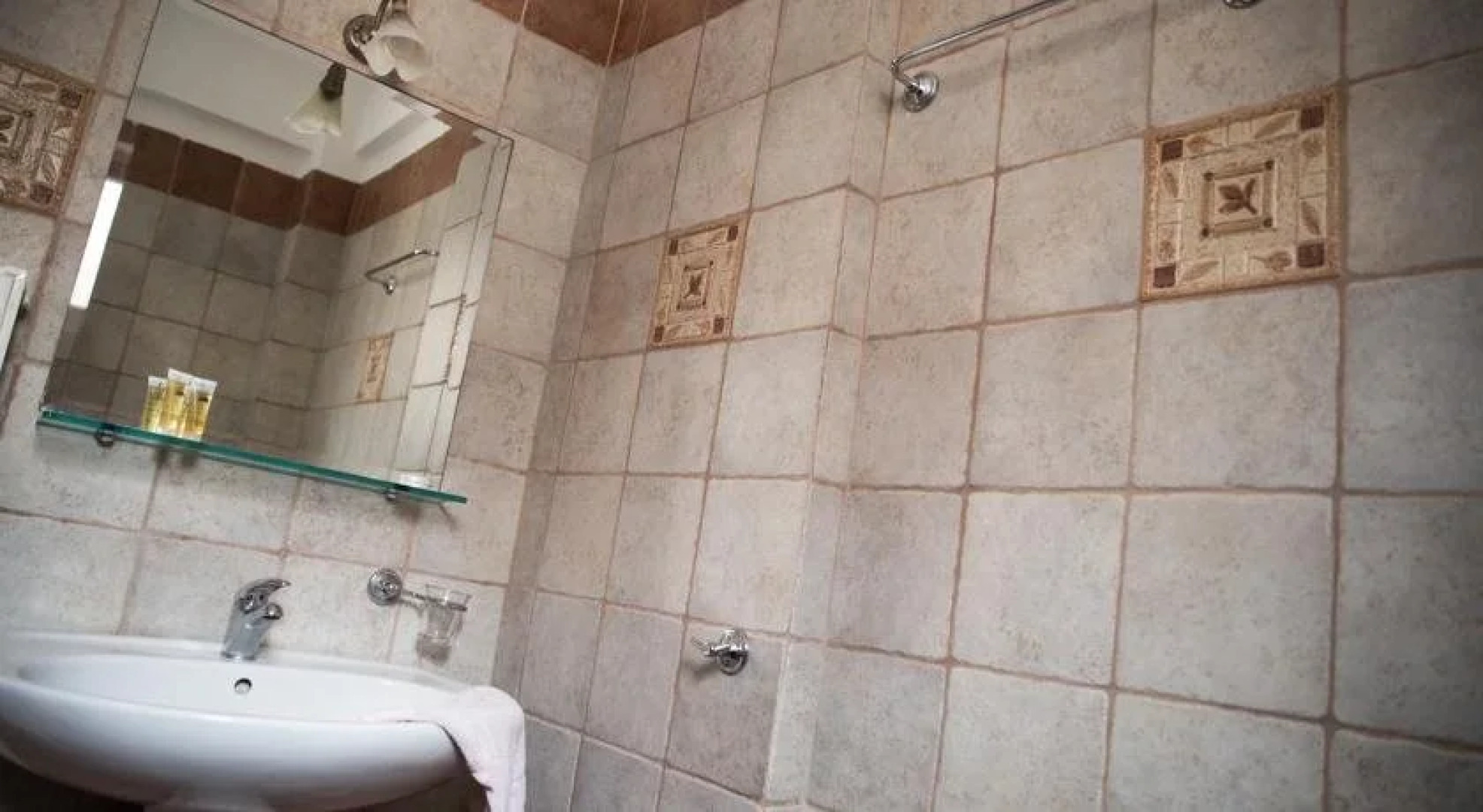 Nirrides Apts Sutdios