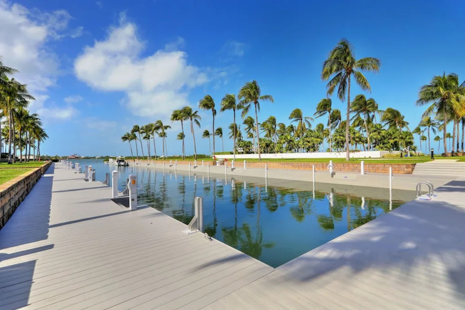 Waterfront Luxury Villa With Sunset Views And Boat Slip 3 Bedroom Townhouse by RedAwning