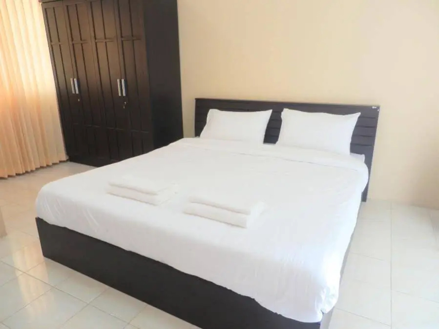 Burapha Bangsaen Garden Apartment