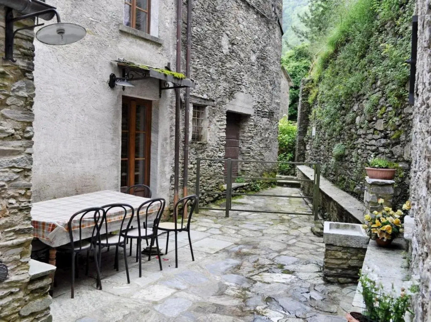 Antico Borgo di Isola Santa