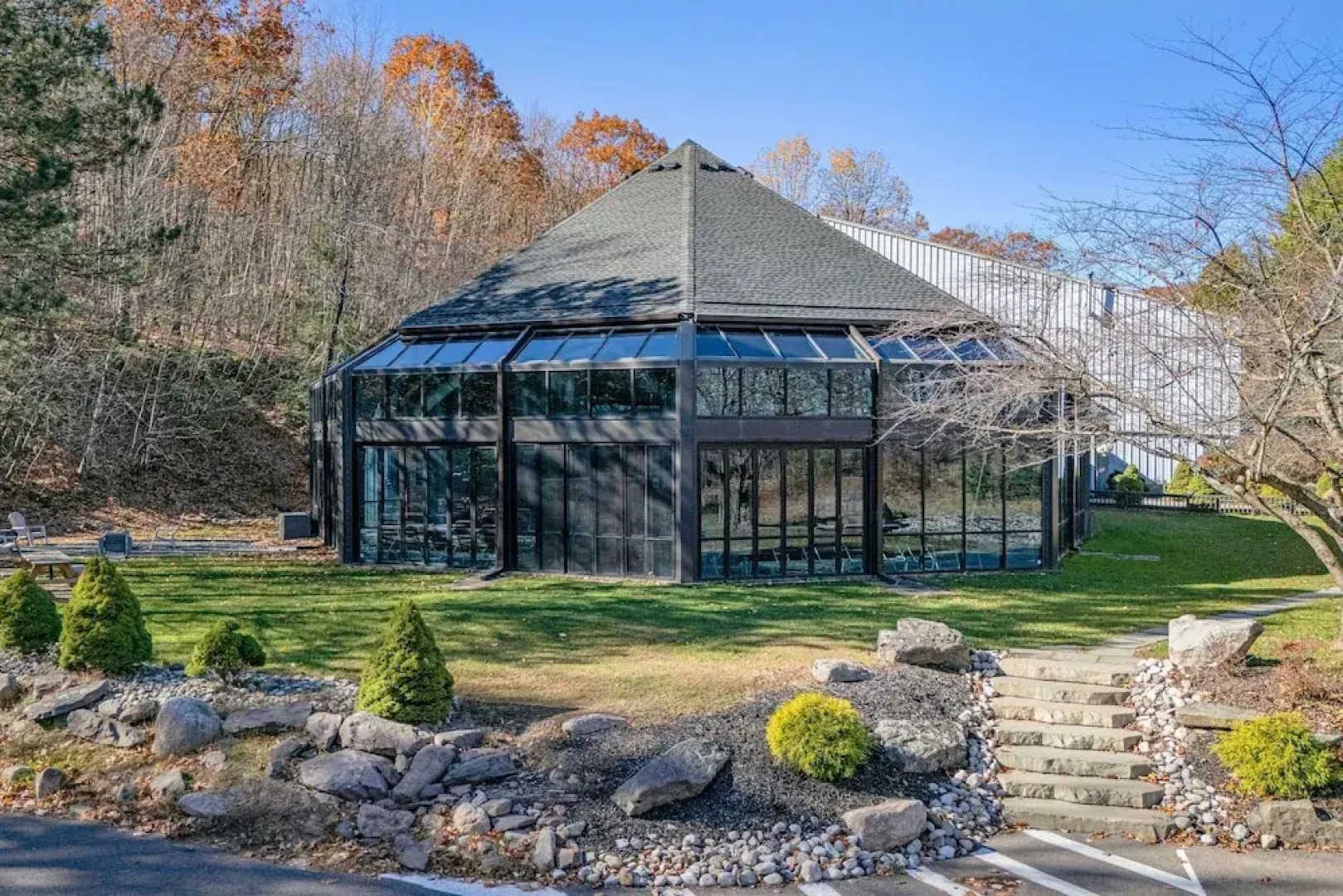 Slopeside Escape by Avantstay Walk to Ski Lifts Arcade Games Shuffleboard