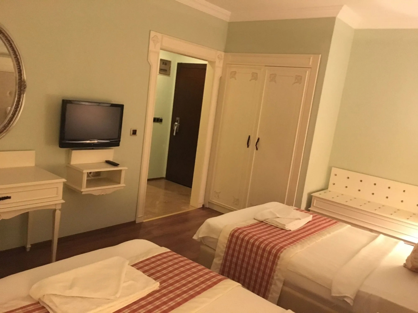Padok Premium Hotel and Stables