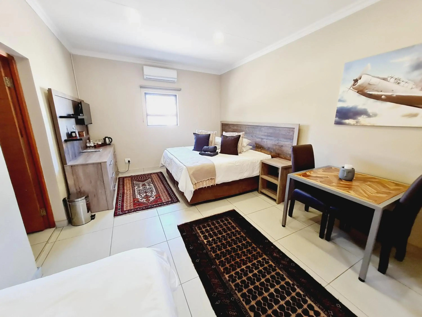 The Hank Guesthouse Pty Ltd