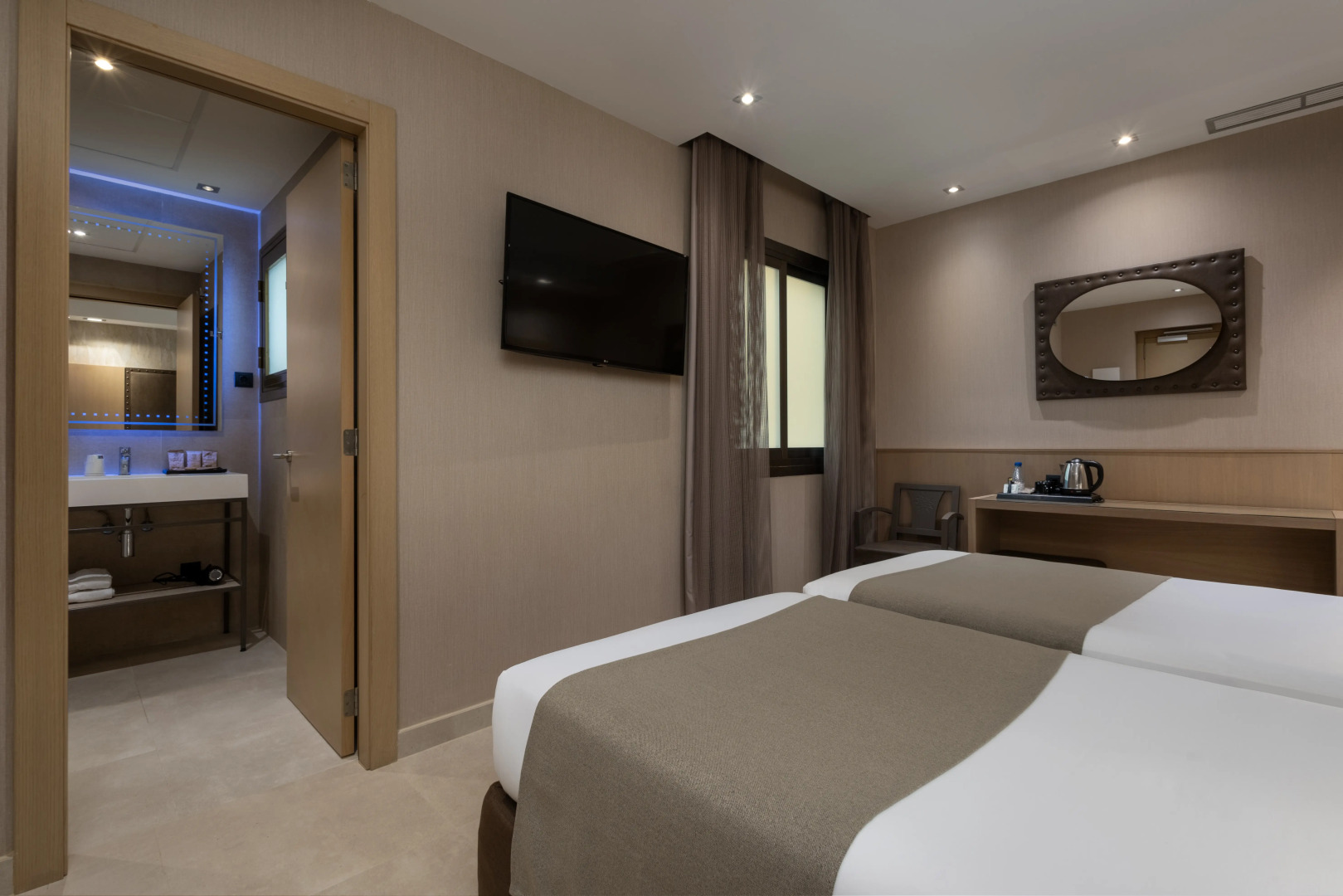 Compostela Suites Apartments