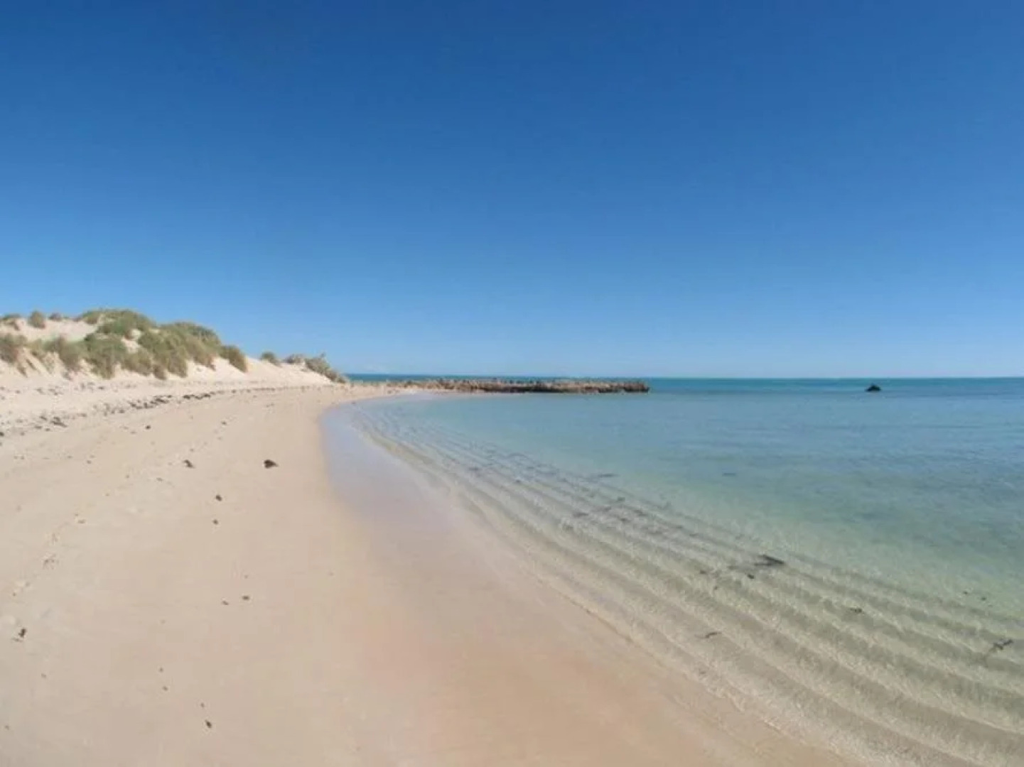 Golden Chain Sea Breeze Resort