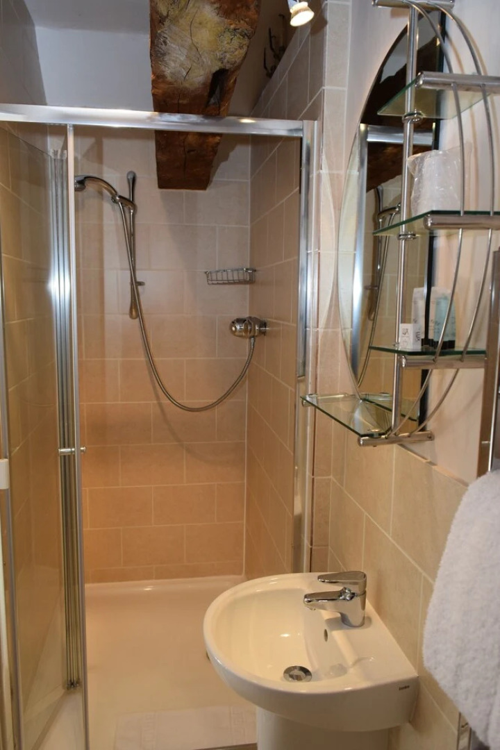 Haseley Coach House Motel