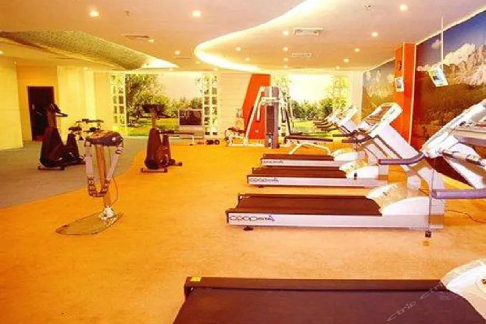 Royal International Hotel