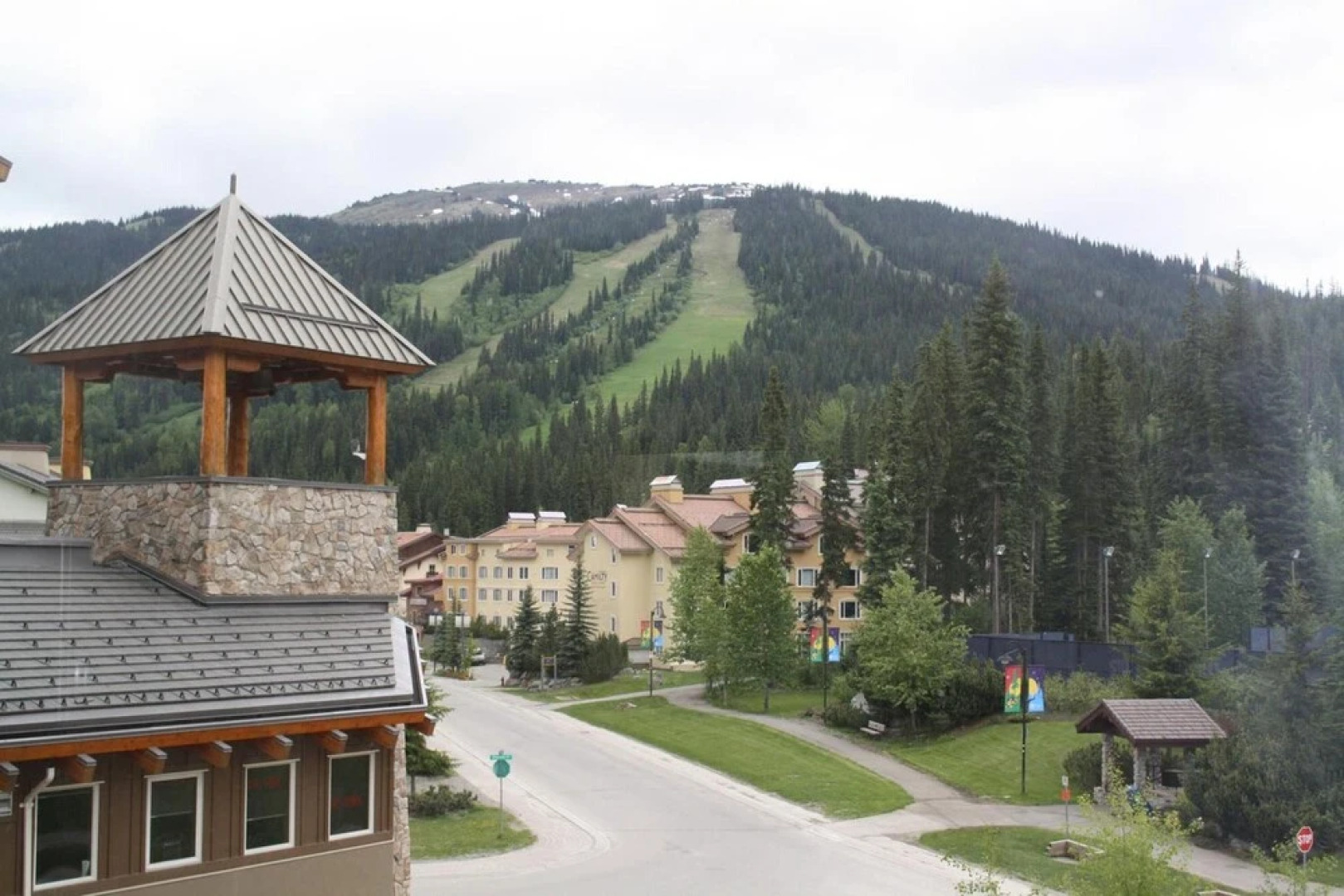 Kookaburra Lodge #302 By Bear Country