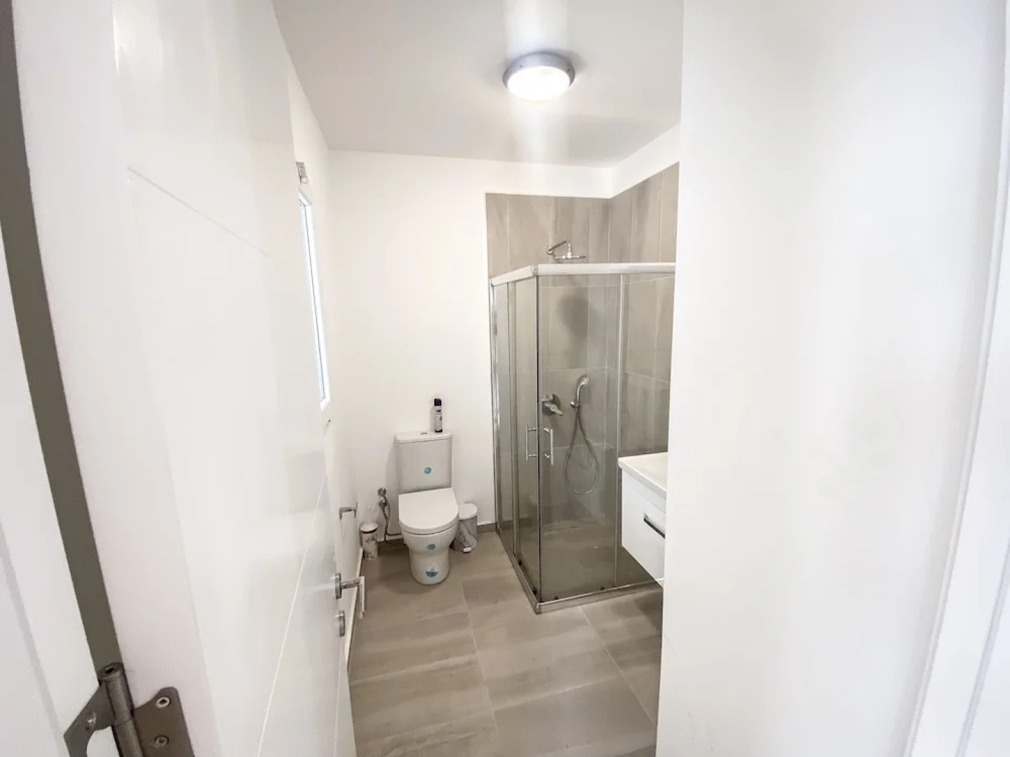 One bed Room Apartment Paradise Beach Front in Nice Residence