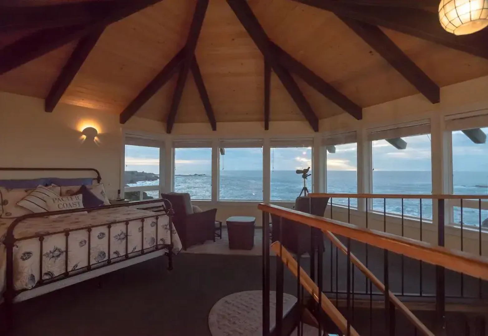 Cliff House at Otter Point