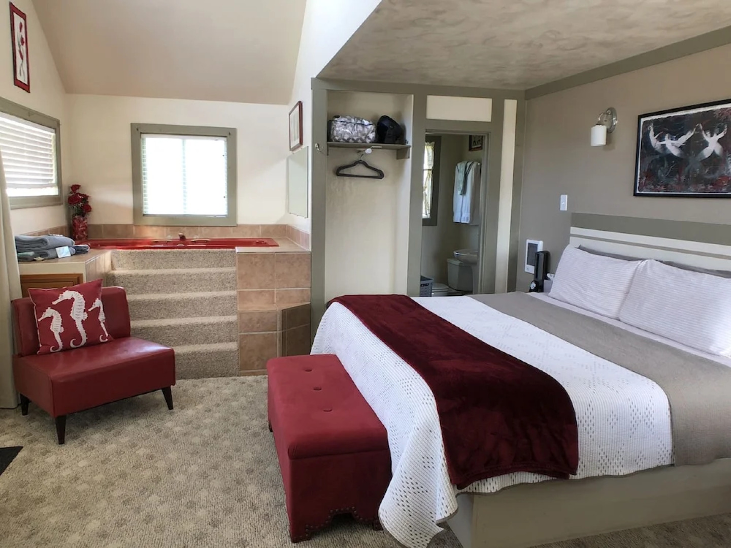 Wheeler on the Bay Lodge & Marina