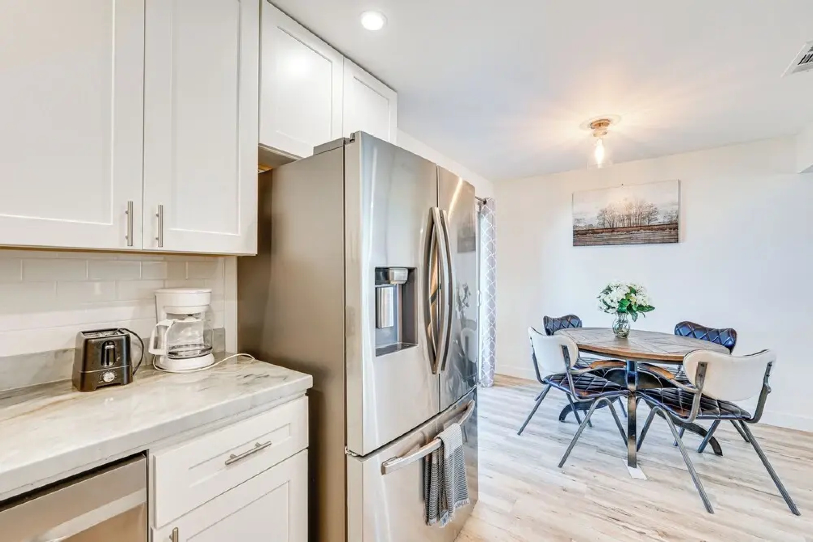 8 Mi to Downtown San Diego: Chic Home w/ Patio
