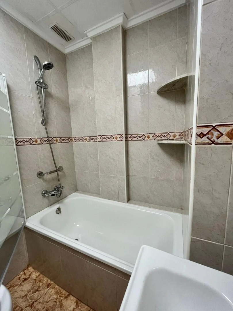 Winter sun apartment with pool access