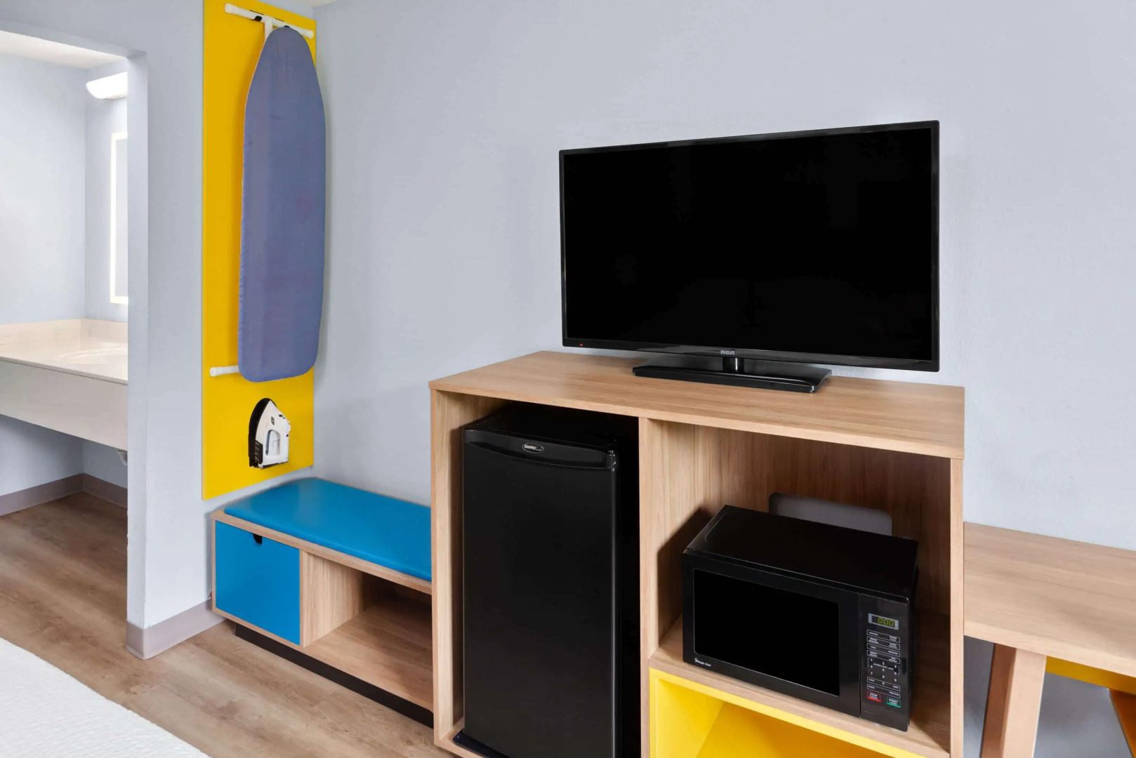 Days Inn & Suites by Wyndham Siler City