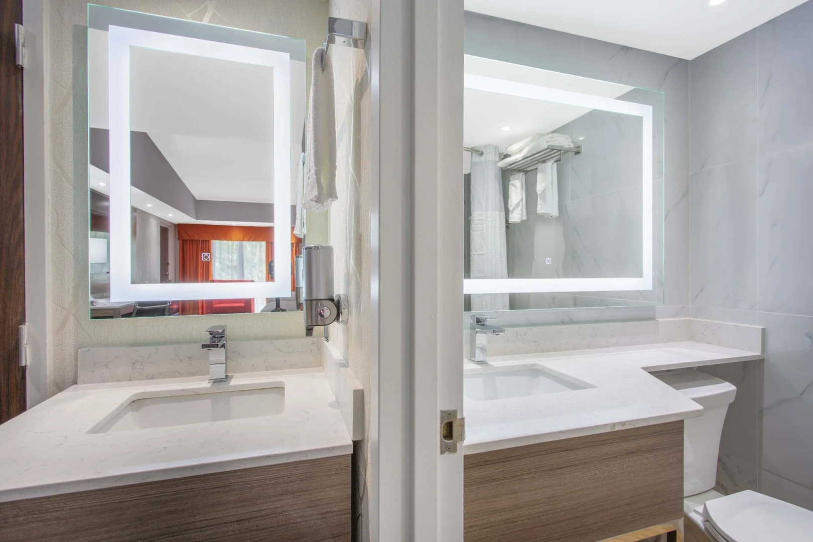 Howard Johnson by Wyndham Harrisburg