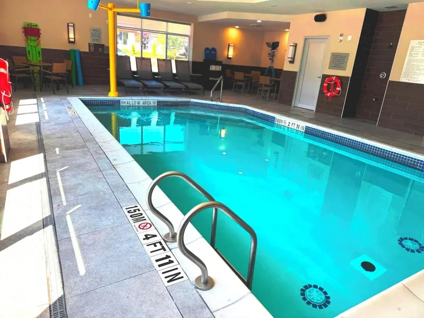 Newmarket Hotel & Suites