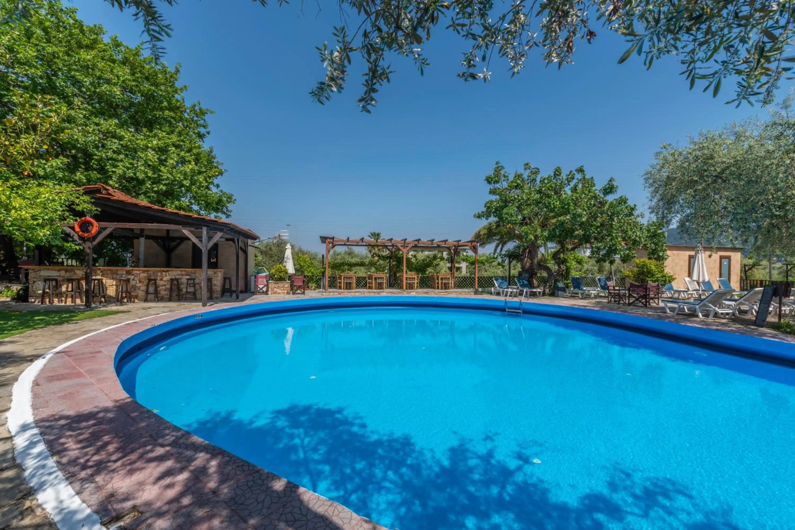 Filosxenia Natasa Hotel