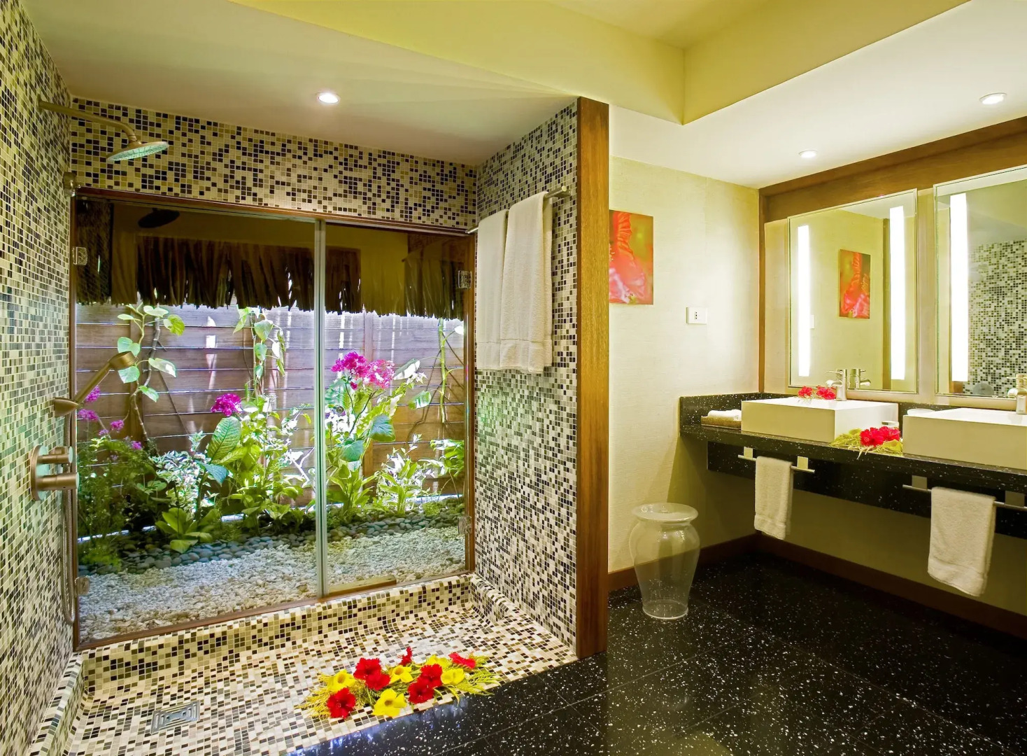 Sofitel Kia Ora Moorea Beach Resort