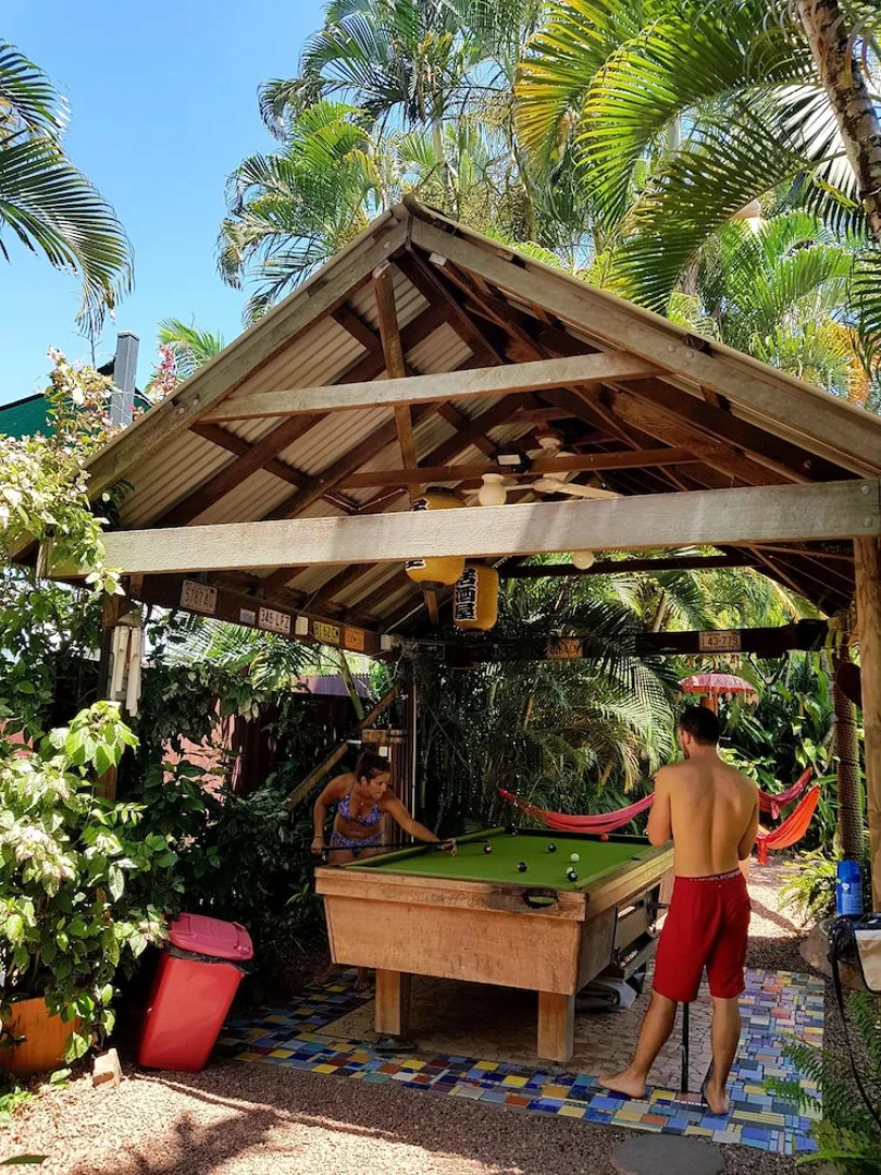 Tropic Days Backpackers