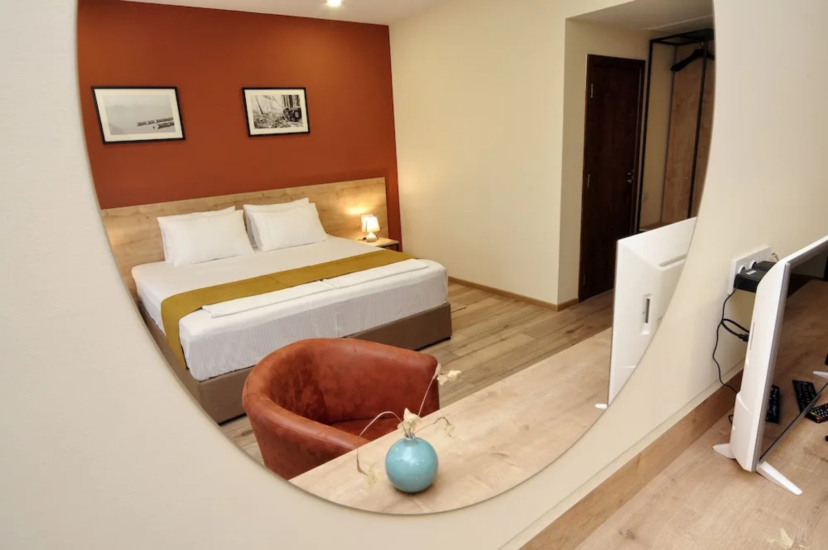 Отел Babaneuris Marani