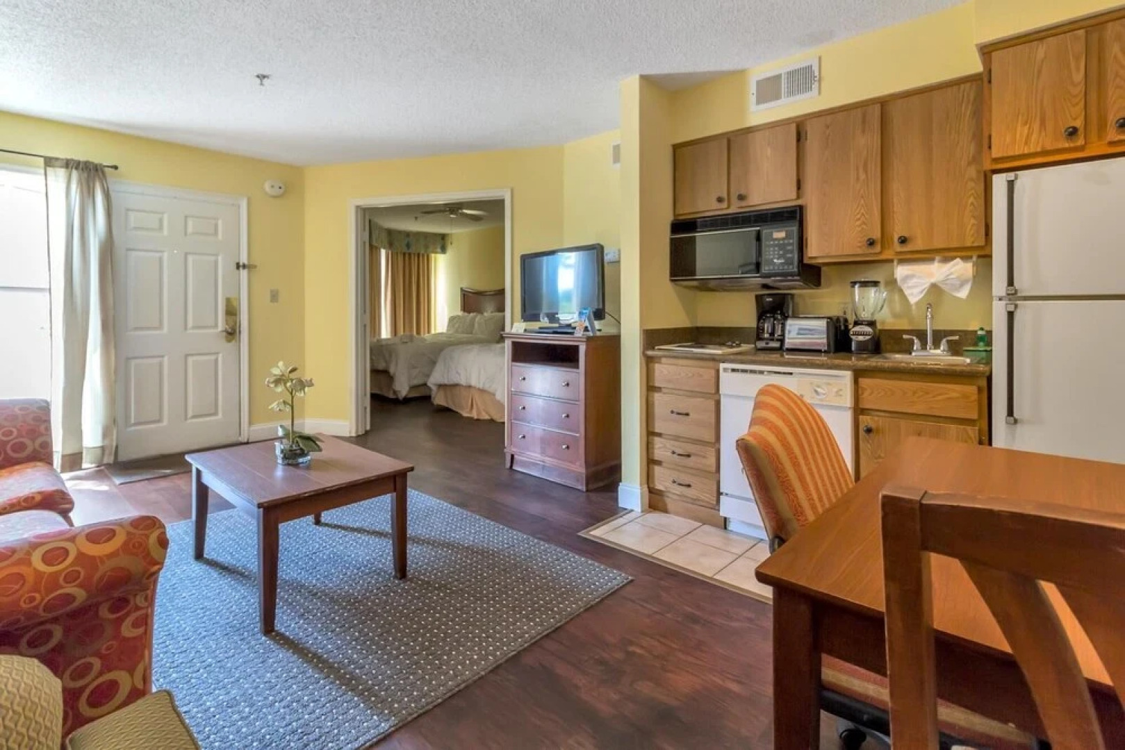 Parkway Studio by Orlando Short Term