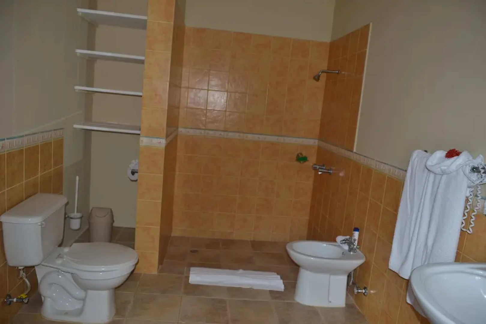 Family Oriented - Private Beach & Horse Stables - Ocean, Pool, & Hot Tub
